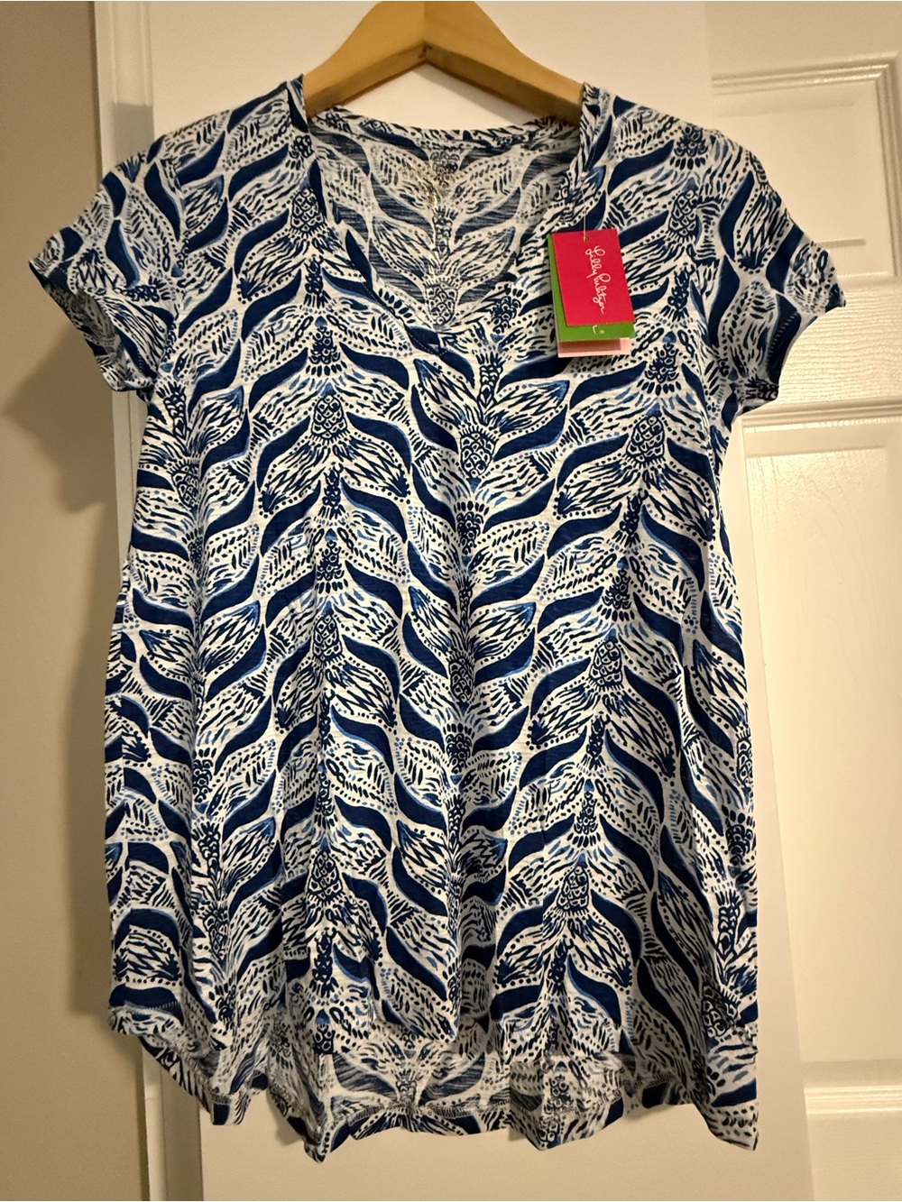 Lilly Pulitzer Navy and White V-Neck Printed Tunic